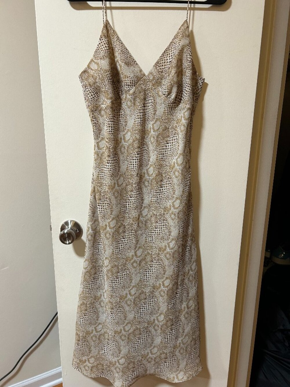 Daisy Fuentes -- y2k tan midi animal print dress